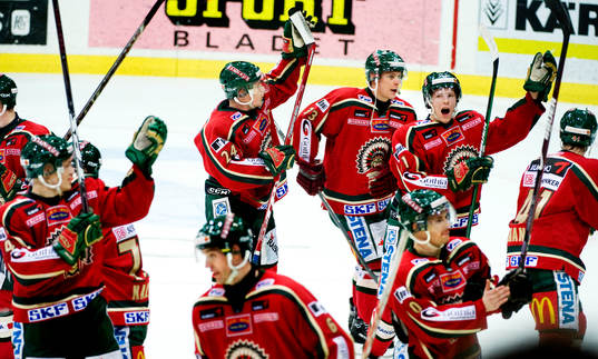 Frölunda jubel och tackar publiken
