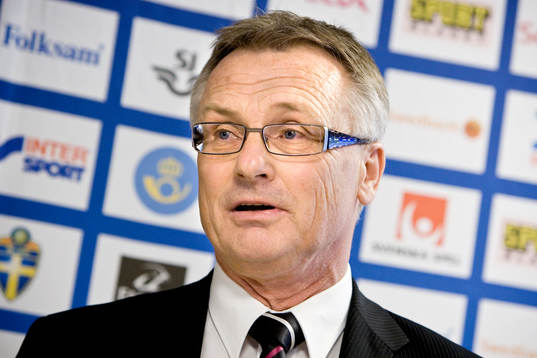 Presskonferens med Roland Andersson, assisterande