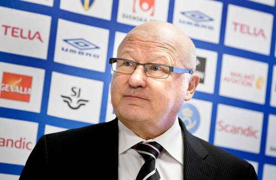 Presskonferens med Lars Åke Lagrell, ordförande SvFF