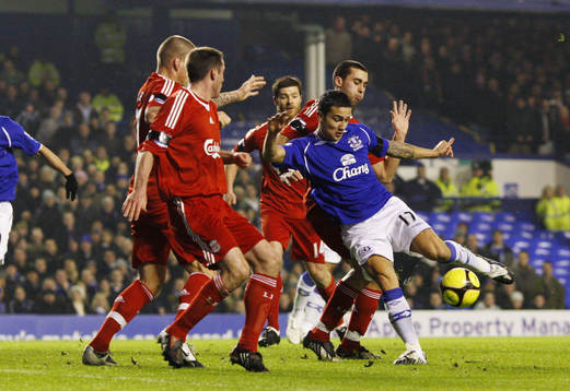 Tim Cahill, Everton