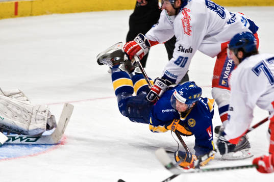 Rickard Wallin, Sverige gör 1-0