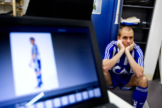 IFK Göteborgs spelare fotas i studio för Adidas