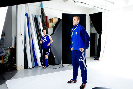 IFK Göteborgs spelare fotas i studio för Adidas