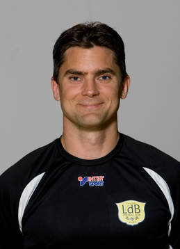 Niclas Carlnén, målvaktstränare