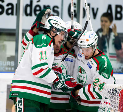Mattias Sjögren och Cam Abbott,  jubel