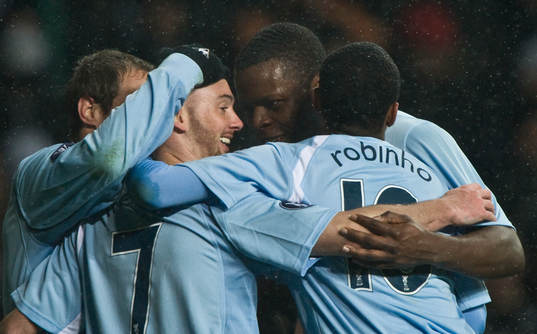 Stephen Ireland (7) jubel med lagkamrater