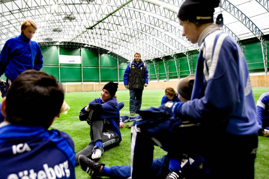 IFK tränar tidigt på morgonen. Eijlert Björkman
