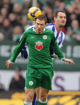 Edin Dzeko, Wolfsburg och Josip Simunic, Hertha Berlin