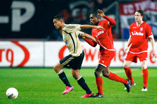 Ben Arfa och Edson Braafheid