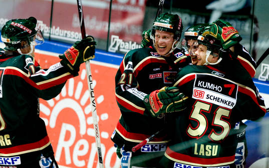 Oscar Hedman, kramas om