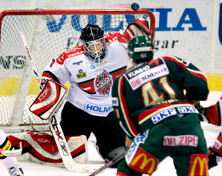 Niklas Svedberg, målvakt, Modo