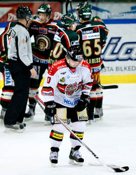 Frölunda jubel, Per-Åge Skröder, Modo depp
