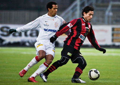 Pablo Pinones Arce, Brommapojkarna
