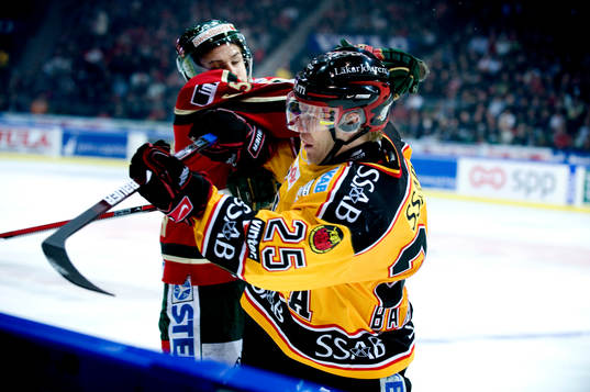 Nicklas Lasu, Frölunda, Lubos Bartecko, Luleå