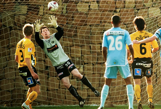 Joakim Wulff, målvakt, Elfsborg, räddar ett skott i andra