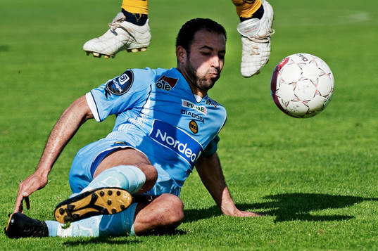 Khaled Mouelhi, Lilleström, stoppar Denni Avdic, Elfsborg,