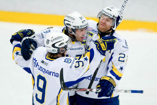 Björn Melin,  jubel med Mattias Tedenby och David Petrasek