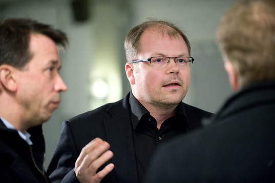 Lars Bergström upprörd i periodpausen