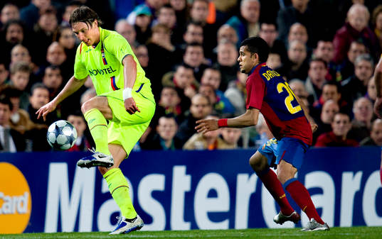 Kim Källström, Lyon, Dani Alves, Barcelona