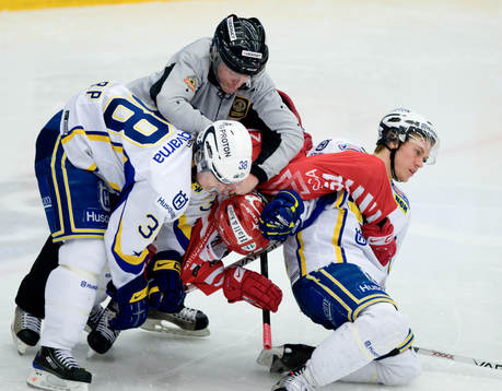 Magnus Pääjärvi-Svensson, Timrå brottas med Nichlas