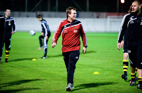 Mikael Stahre, tränare i AIK