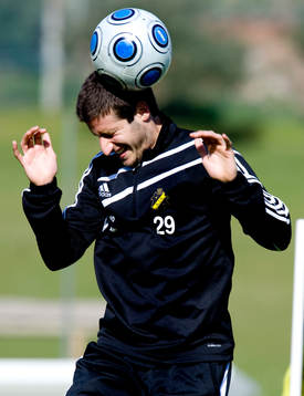 Gabriel Özkan, nick