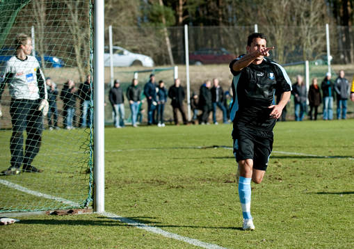 Guillermo Molins, Malmö, jubel och Mattias Asper, målvakt