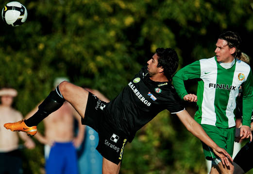 Freddy Söderberg, Hammarby, lyckas inte hålla koll på