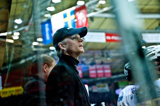 Johan Davidsson, stod i båset