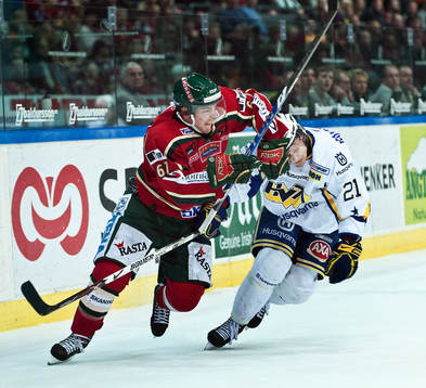 John Pohl, Frölunda. Pasi Puistola, HV71