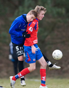 Rasmus Bengtsson, Trelleborg, är verkligen närgången