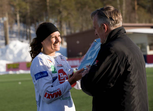 Charlotte Rohlin, Lagkapten Linköping tar emot priset i