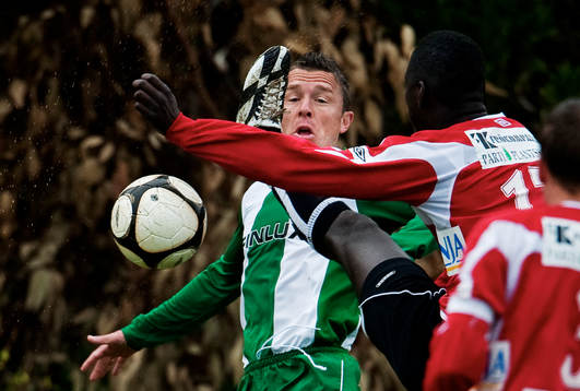 Fredrik Söderström, Hammarby, är nära att träffas i