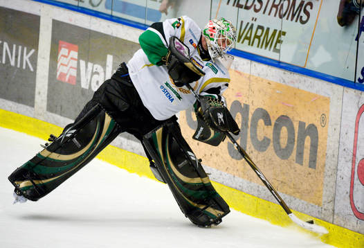Jonas Gustavsson, Målvakt