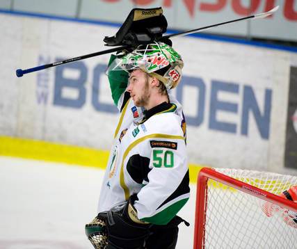 Jonas Gustavsson, Målvakt