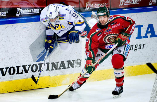 Teemu Laine, HV71, Joseph DiPenta, Frölunda