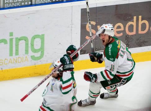 Sebastian Karlsson och Jakob Johansson jubel