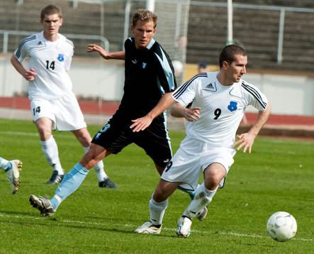Robert Åhman-Persson, Malmö och Uliks Emra, Team Kosovo.