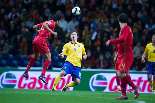 Kim Källström, Sverige och Bruno Alves, Portugal