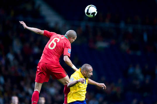 Pepe, Portugal och Henrik Larsson, Sverige
