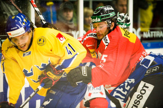 Daniel Widing, Sverige och Severin Blindenbacher, Schweiz