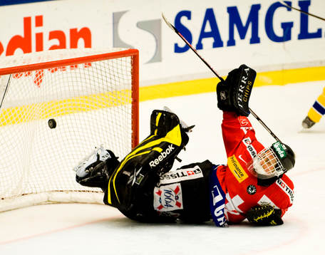 Marco Bührer, målvakt