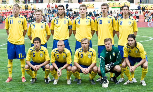 Lagbild. Övre raden fr v: Ola Toivonen, Pär Hansson,
