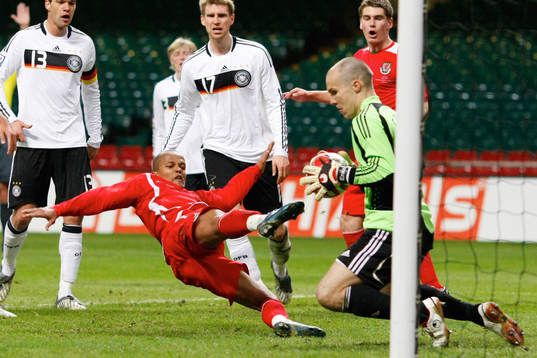 Fotboll, VM-Kval, Wales - Tyskland