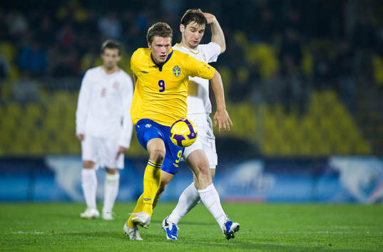 Viktor Elm, Sverige och Branislav Ivanovic, Serbien