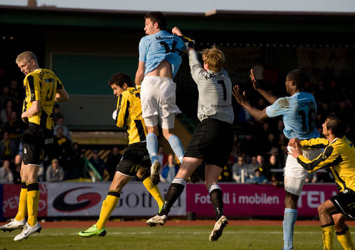 Miljan Mutavdzic, Malmö, gör matchens enda mål. Jubel.