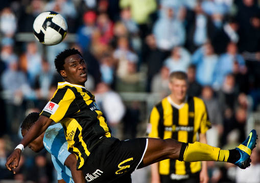 Dominic Chatto, Häcken