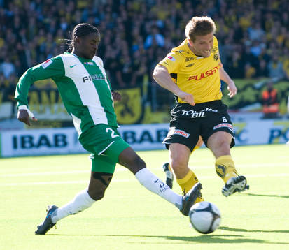 Anders Svensson skjuter, Maic Sema, kan ej hindra