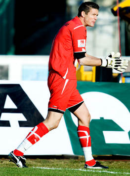 Jonas Sandqvist, målvakt