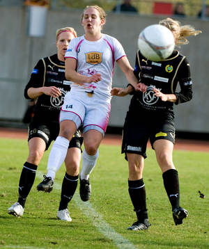 Manon Melis, Ldb och Annica Svensson och Malin Nilsson,